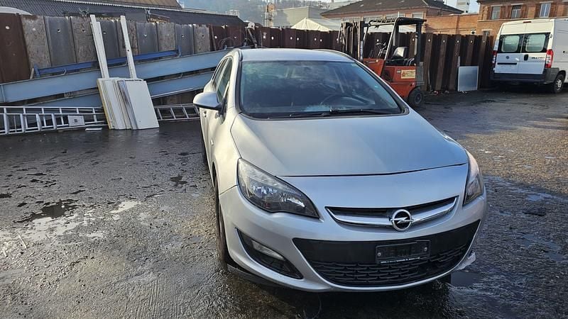 Gebraucht Opel Astra 110 PS (80 kW) 2012 Kombi