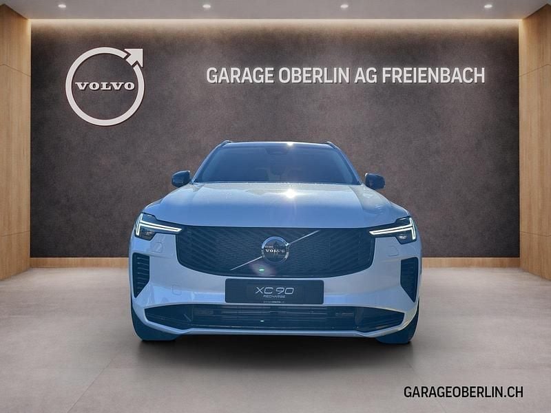 Neu Volvo XC90 Plus 310 PS (228 kW) 2025 SUV
