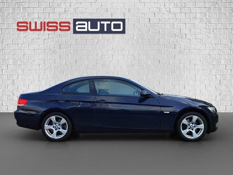 Gebraucht BMW 320 Comfort Edition 170 PS (125 kW) 2011 Coupé