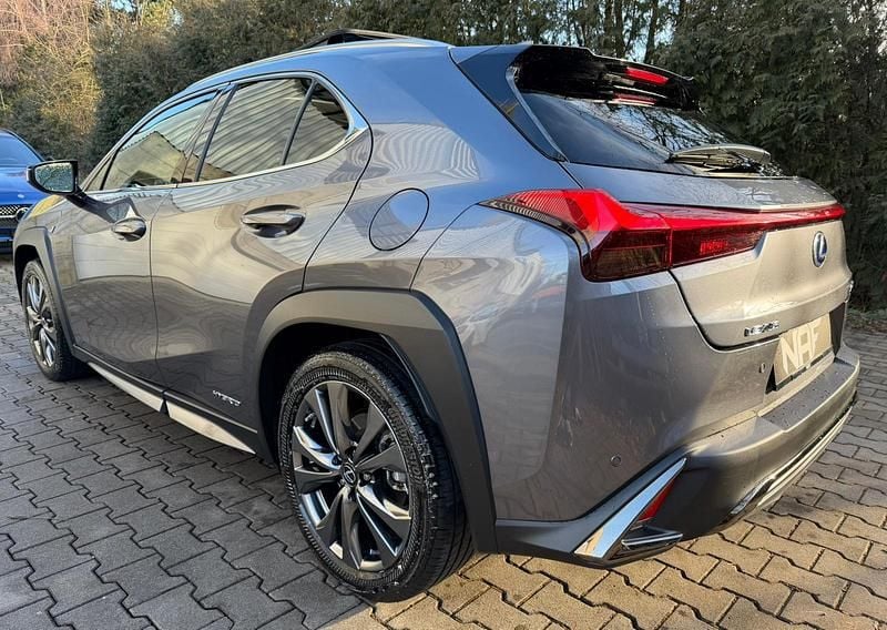 Gebraucht Lexus UX 250h Launch Edition 183 PS (134 kW) 2019 SUV