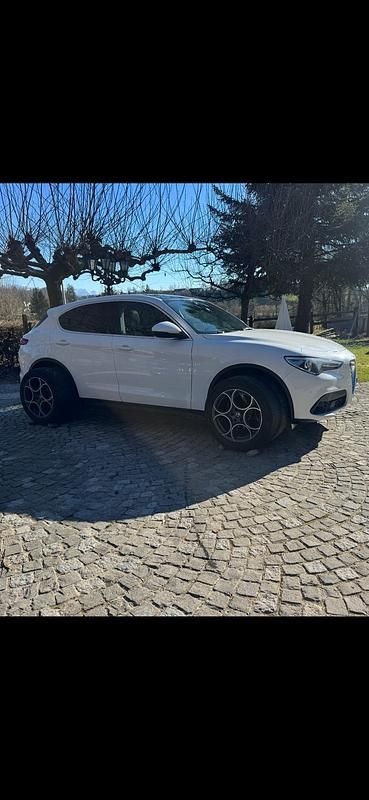 Gebraucht Alfa Romeo Stelvio Executive 210 PS (154 kW) 2018 SUV