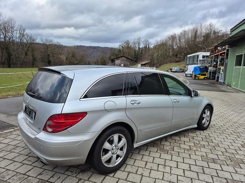 Gebraucht Mercedes R500 306 PS (225 kW) 2007 Van / Kleinbus