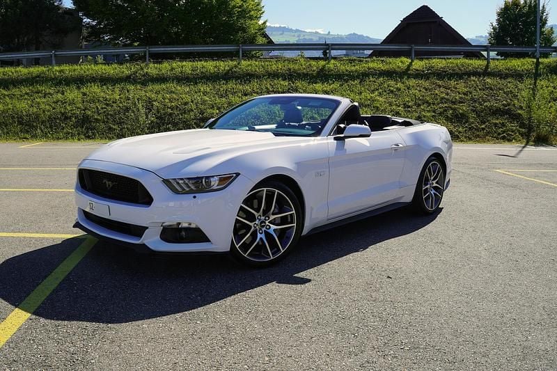 Gebraucht Ford Mustang GT Convertible 426 PS (313 kW) 2015 Cabrio
