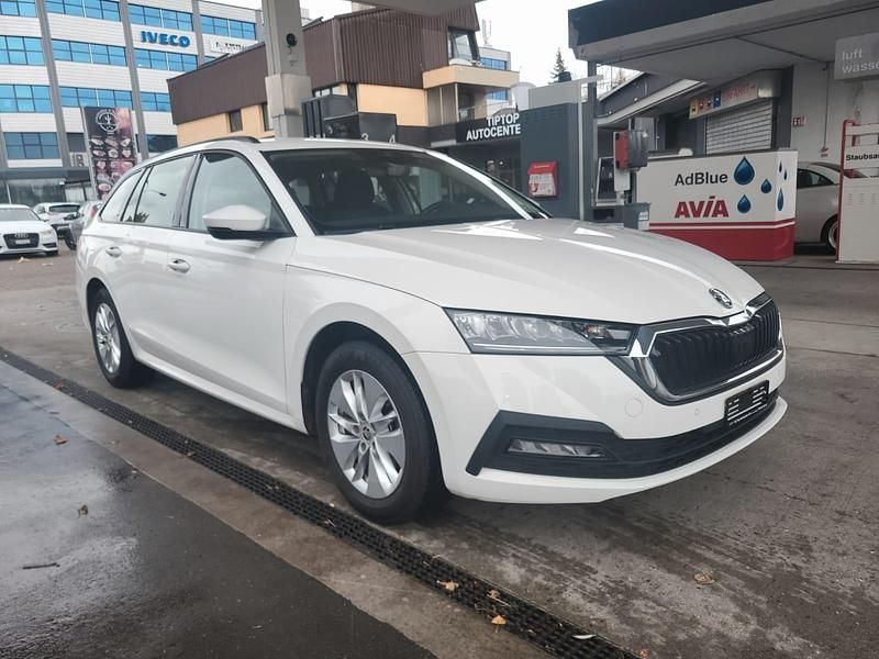 Gebraucht 2022 Skoda Octavia Ambition Kombi | CHF 16’800 (Fairer Preis) - Bild 1/4