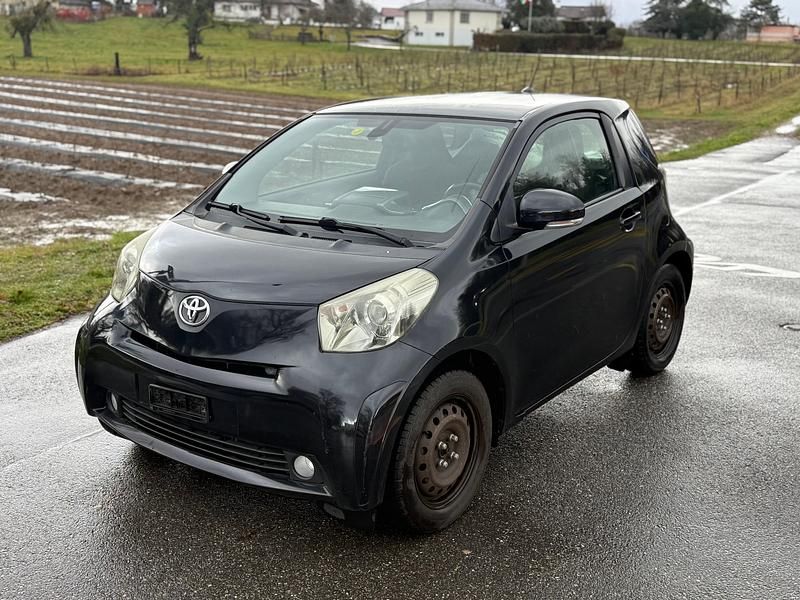 Gebraucht Toyota iQ Terra 68 PS (50 kW) 2010 Kleinwagen