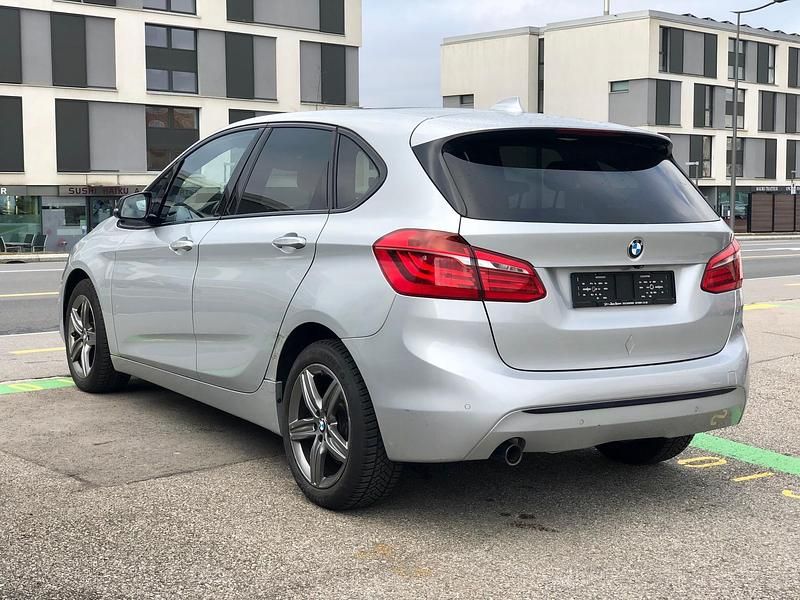 Gebraucht BMW 216 Active Tourer 116 PS (85 kW) 2015 Van / Kleinbus