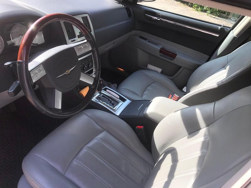 Gebraucht Chrysler 300C Touring 340 PS (250 kW) 2006 Kombi