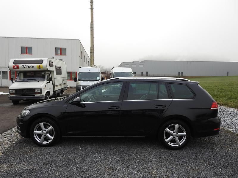 Gebraucht VW Golf VII Highline 150 PS (110 kW) 2017 Kombi