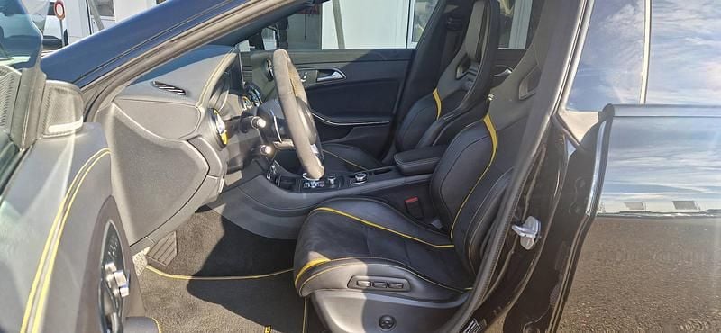 Gebraucht Mercedes CLA45 AMG AMG 381 PS (280 kW) 2018 Schwarz Limousine