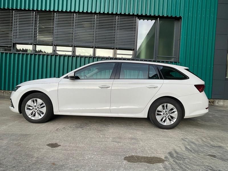 Gebraucht Skoda Octavia Ambition 110 PS (80 kW) 2022 Kombi