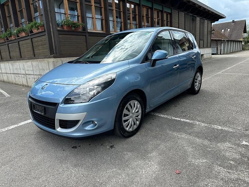 Gebraucht Renault Scénic III Dynamique 131 PS (96 kW) 2010 Van / Kleinbus