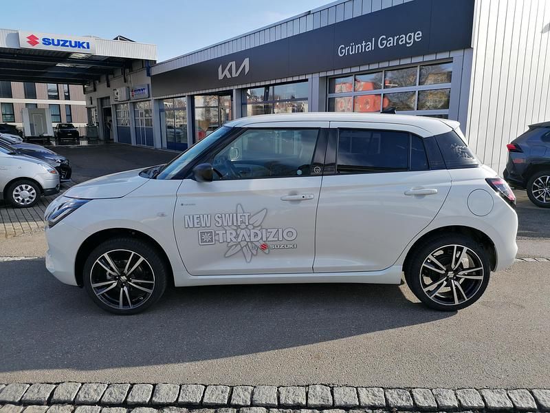 Gebraucht Suzuki Swift 82 PS (60 kW) 2025 Weiss Kleinwagen