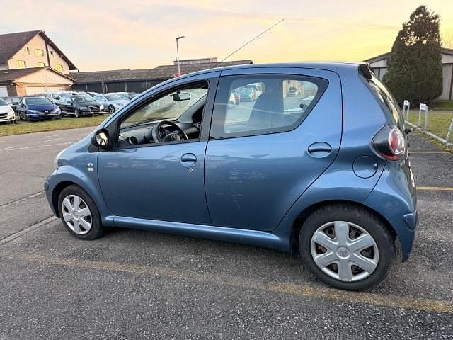Gebraucht Toyota Aygo Terra 68 PS (50 kW) 2009 Kleinwagen