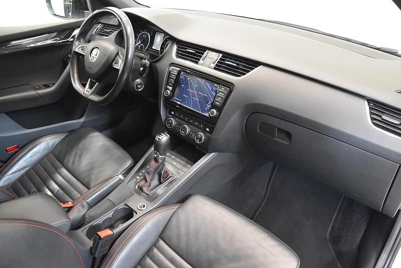 Gebraucht Skoda Octavia RS 220 PS (161 kW) 2016 Kleinwagen