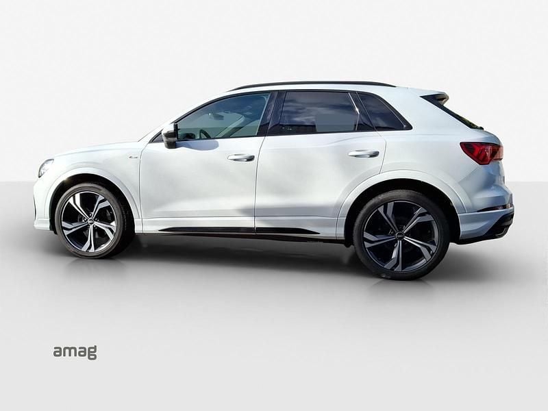 Gebraucht Audi Q3 Attraction 150 PS (110 kW) 2023 Gletscherweiss metallic SUV