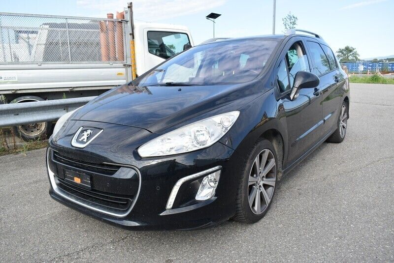 Gebraucht 2013 Peugeot 308 Kombi | CHF 2’500 (Etwas zu teuer) - Bild 1/4