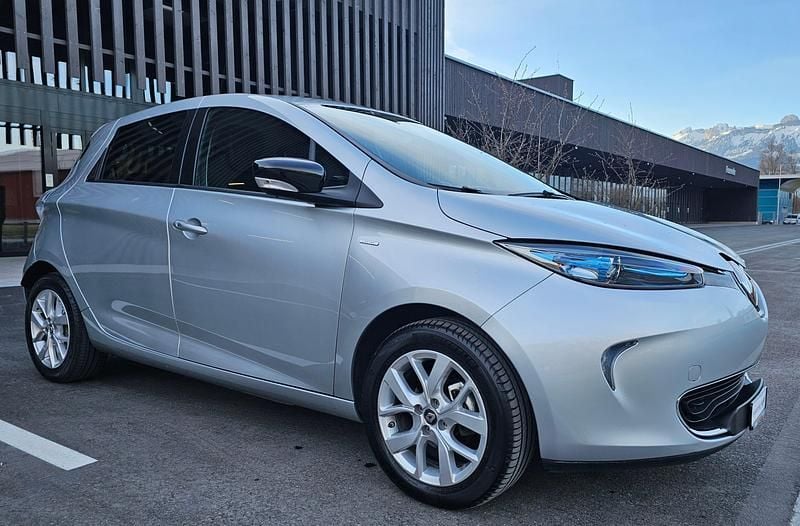 Gebraucht Renault Zoe LIMITED 80 kW (109 PS) 2019 Kleinwagen