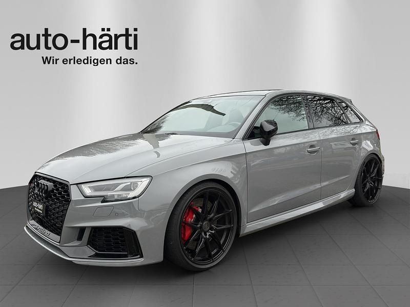 Grau Gebraucht 2018 Audi RS3 Comfort Limousine | CHF 46’960 (Etwas zu teuer) - Bild 1/4