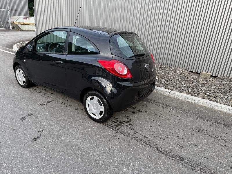 Gebraucht Ford Ka Trend 69 PS (50 kW) 2013 Kleinwagen