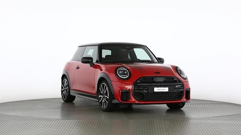 Rot Gebraucht 2025 Mini John Cooper Works Kleinwagen | CHF 43’100 (Teuer) - Bild 1/4