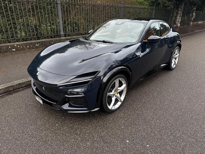 Blau Neu 2025 Ferrari Purosangue SUV | CHF 498’000 - Bild 1/4