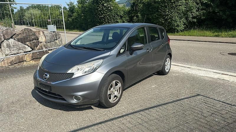 Gebraucht Nissan Note Acenta 80 PS (58 kW) 2015 Van / Kleinbus