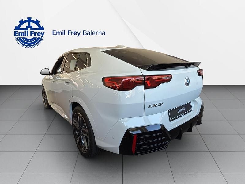 Neu BMW iX2 Comfort Edition 225 kW (306 PS) 2025 Weiss SUV