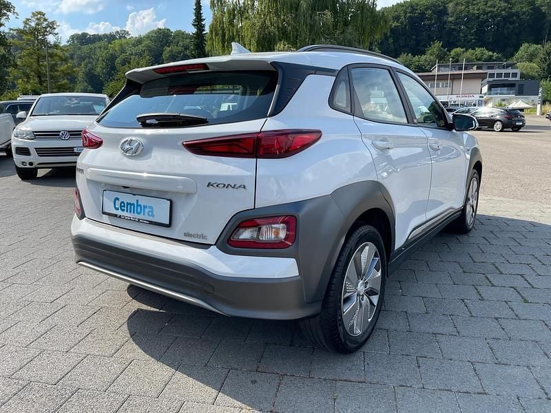Gebraucht Hyundai Kona 100 kW (136 PS) 2020 SUV