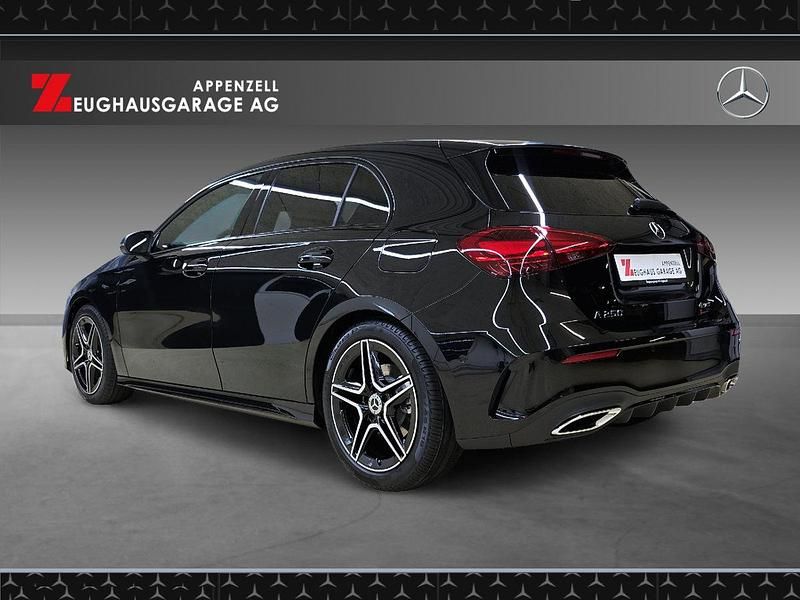 Neu Mercedes A250 224 PS (164 kW) 2025 Schwarz Limousine