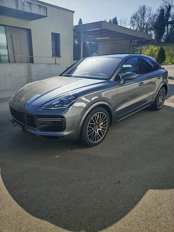 Gebraucht Porsche Cayenne Turbo 549 PS (403 kW) 2019 SUV