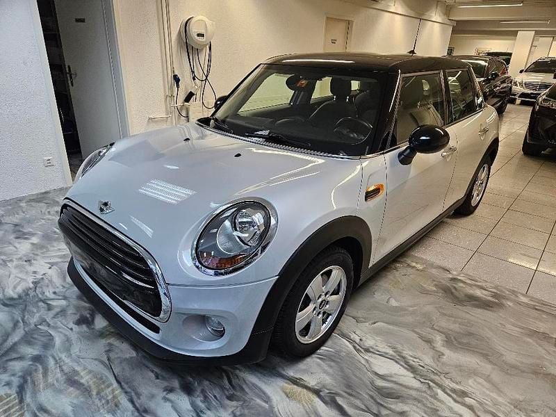 Gebraucht Mini Cooper Classic 136 PS (100 kW) 2015 Kleinwagen