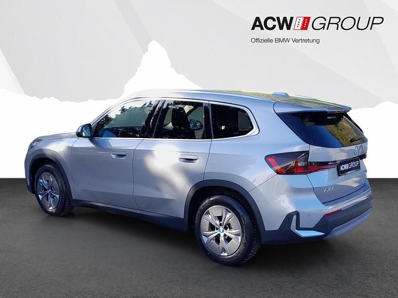 Gebraucht BMW iX1 Comfort Edition 230 kW (313 PS) 2023 SUV