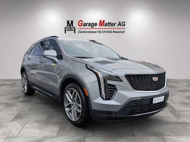 Gebraucht Cadillac XT4 230 PS (169 kW) 2023 Grau SUV