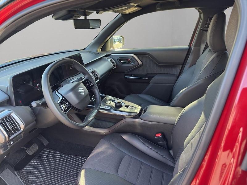 Neu Suzuki Vitara 135 kW (184 PS) 2025 Rot SUV