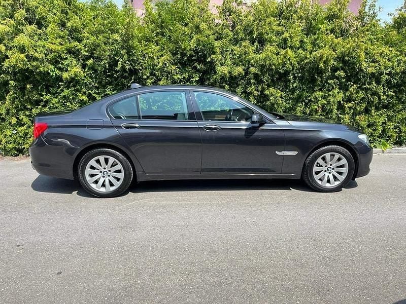 Gebraucht BMW 750 Comfort Edition 408 PS (300 kW) 2011 Limousine