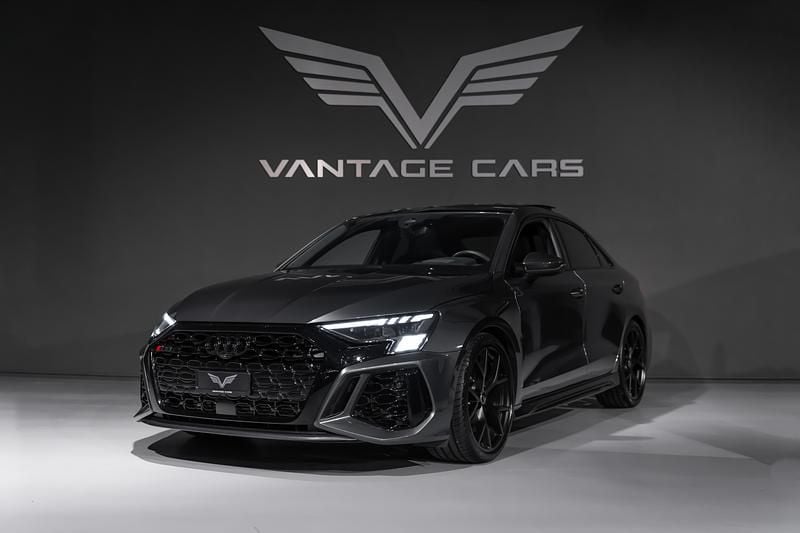 Gebraucht Audi RS3 Ambiente 400 PS (294 kW) 2023 Grau Limousine