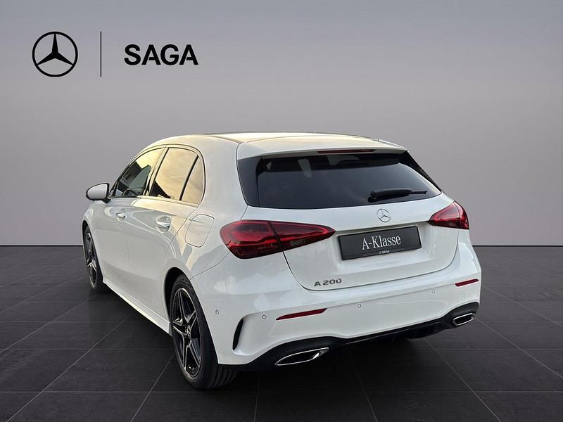 Neu Mercedes A200 Night 163 PS (119 kW) 2025 Limousine