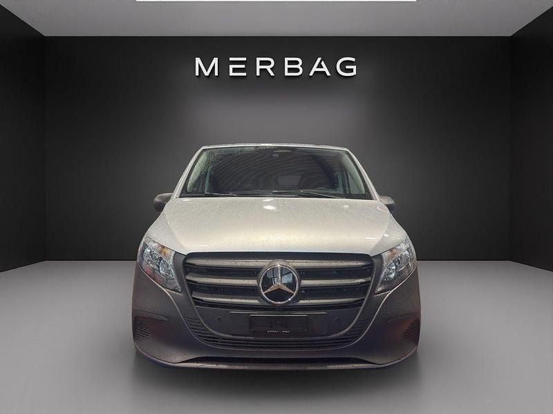 Neu Mercedes Vito 102 PS (75 kW) 2025 Van