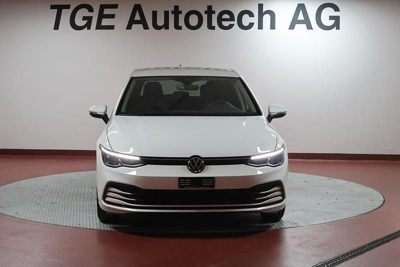 Gebraucht VW Golf VIII 90 PS (66 kW) 2021