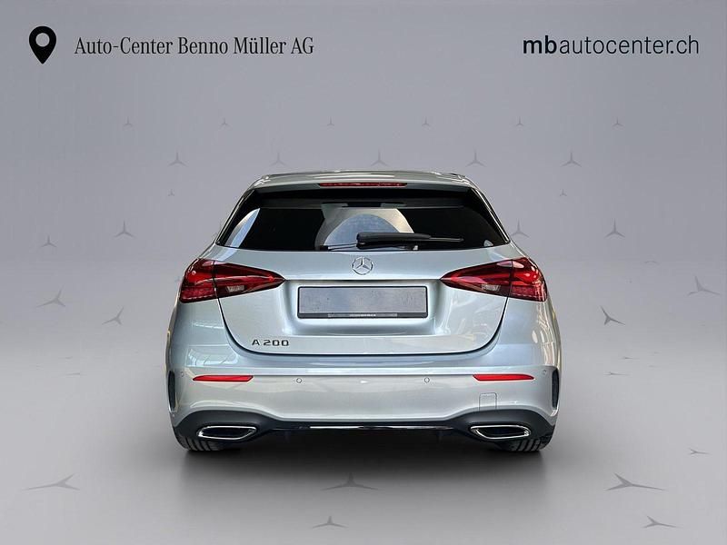 Neu Mercedes A200 AMG line 177 PS (130 kW) 2025 Silber Limousine