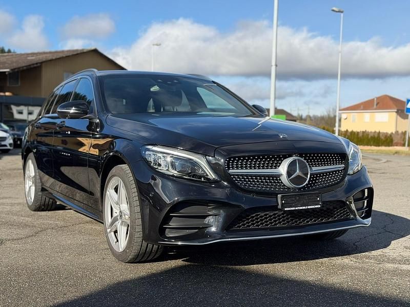 Gebraucht Mercedes C220 AMG line 194 PS (142 kW) 2019