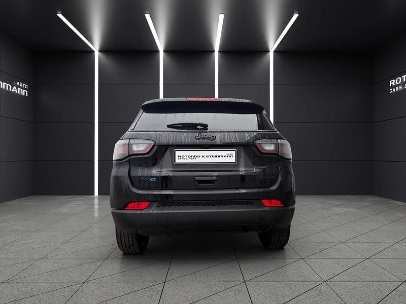 Neu Jeep Compass North 240 PS (176 kW) 2025 Schwarz SUV