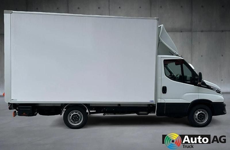 Neu Iveco Daily 155 PS (114 kW) 2025 Weiss Abholung