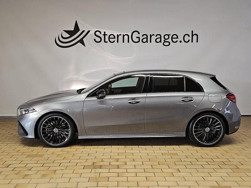 Gebraucht Mercedes A220 AMG line 190 PS (139 kW) 2025 Grau Limousine