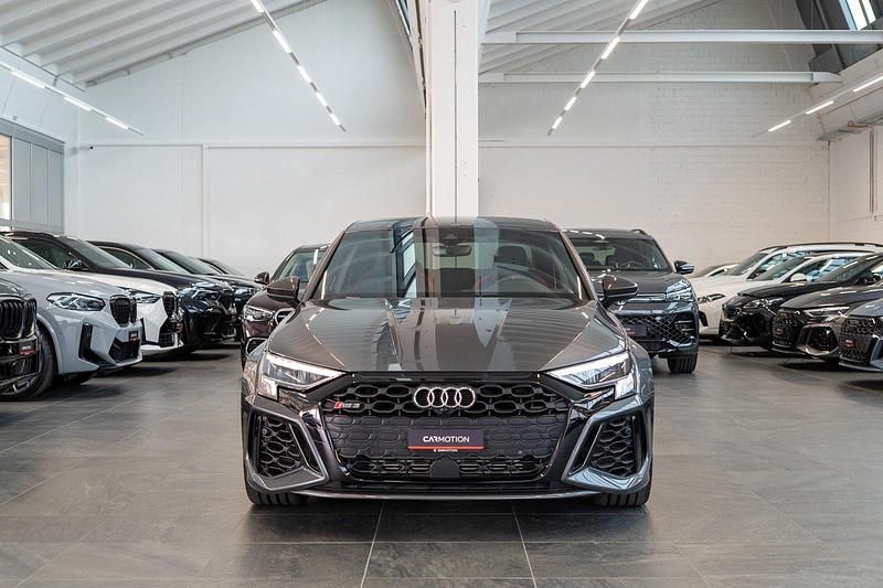 Gebraucht Audi RS3 Ambiente 400 PS (294 kW) 2023 Limousine