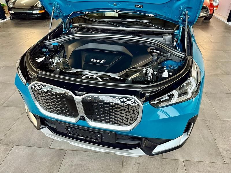 Gebraucht BMW iX1 Sport Line 225 kW (306 PS) 2024 SUV
