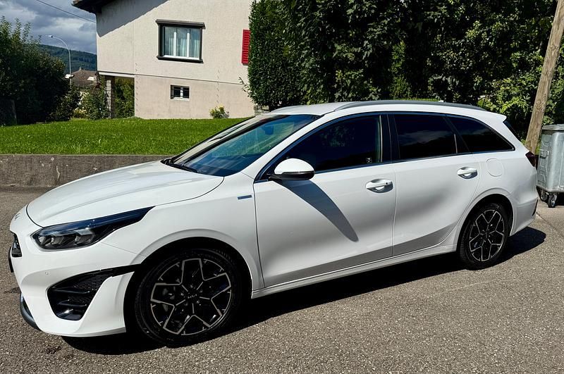Neu Kia Ceed Sportswagon GT-Line 140 PS (102 kW) 2025 Kombi