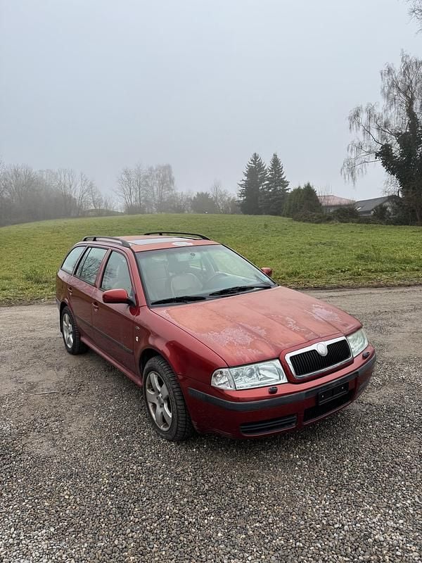 Gebraucht 2003 Skoda Octavia LAURIN & KLEMENT | CHF 1’899 - Bild 1/4
