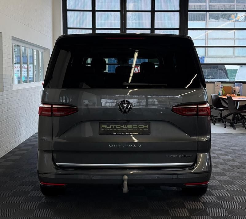 Gebraucht VW Multivan Style 245 PS (180 kW) 2025 Van