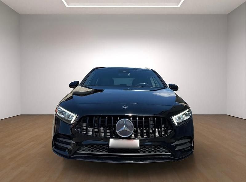 Gebraucht Mercedes A200 AMG line 2018